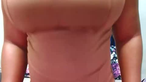 hotsmalltitsx online show from 05/14/26, 07:20
