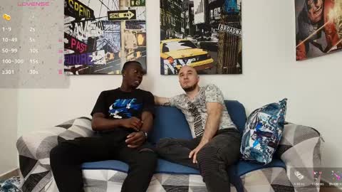 Snapshot of hott_asses chatting on 01/07/25, 01:24 hott_asses online show from 01/07/25, 01:24