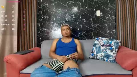 Snapshot of hott_asses chatting on 02/03/25, 01:40 hott_asses online show from 02/03/25, 01:40