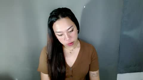 jelaigrande  online show from 04/12/26, 05:34