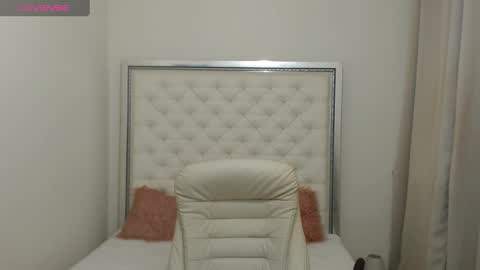 Eryka online show from 02/03/25, 06:56