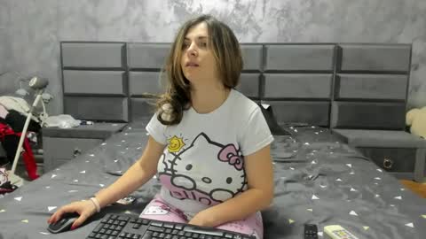 hottalicia2 online show from 01/12/25, 11:47