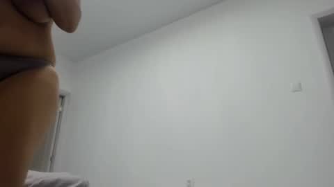 hottalicia2 online show from 05/19/26, 01:28