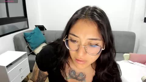 AMY online show from 10/21/25, 01:17