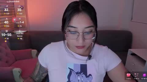 hottbee3645 online show from 02/20/26, 06:41