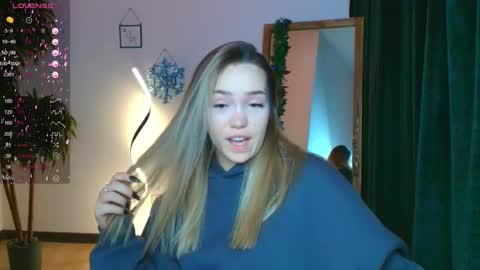 hello Im Eva online show from 01/03/25, 11:35