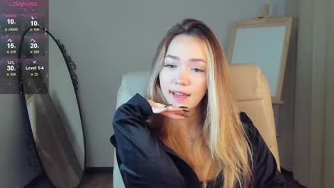 hello Im Eva online show from 01/17/25, 08:24