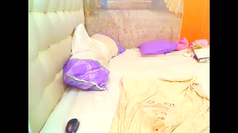 THEONE online show from 04/10/26, 10:58