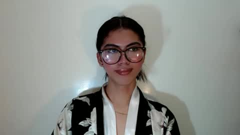 hottestdella69 online show from 10/16/25, 01:56