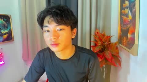 hottestloues online show from 03/18/26, 02:04