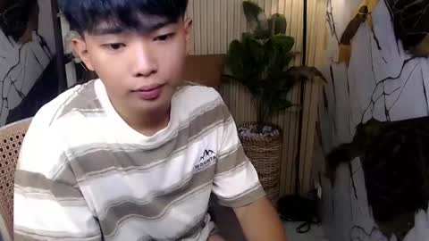 hottestloues online show from 05/25/26, 11:27