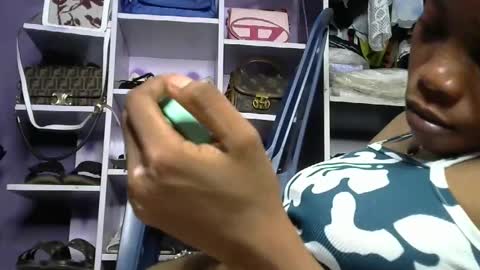 hottie baddie14 online show from 11/27/25, 10:28