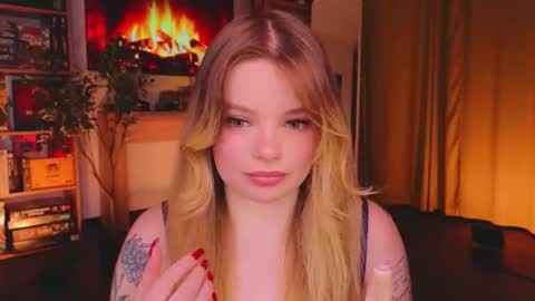 Snapshot of hottie_jane chatting on 11/30/25, 03:05 Jane online show from 11/30/25, 03:05