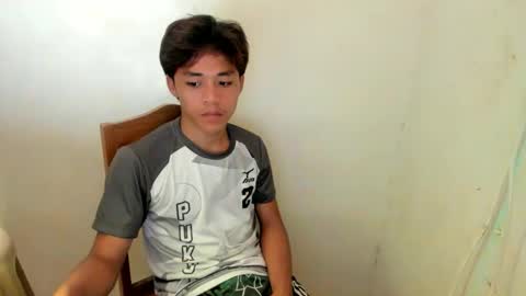 hottie_migs online show from 04/14/26, 12:00