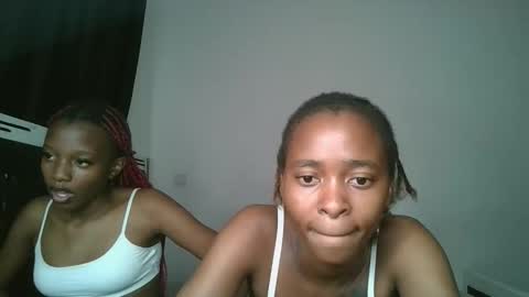 Snapshot of hottie_mistie chatting on 04/14/26, 11:00 hottie_mistie online show from 04/14/26, 11:00