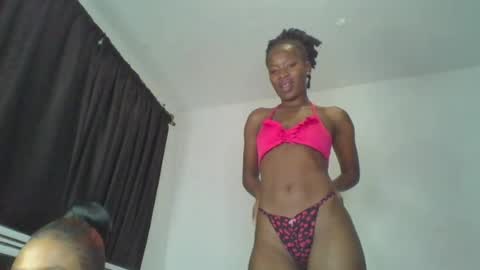 Snapshot of hottie_mistie chatting on 07/16/26, 11:22 hottie_mistie online show from 07/16/26, 11:22