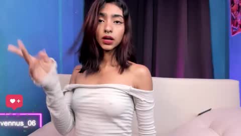 Veronica independent model online show from 02/03/26, 12:20