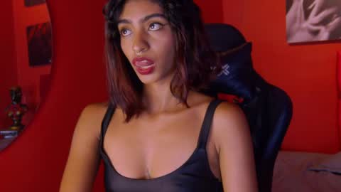 Veronica independent model online show from 05/01/26, 08:46