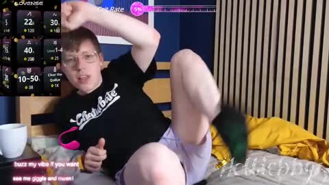 Snapshot of hottiebb95 chatting on 02/12/25, 04:00 Roberts stones online show from 02/12/25, 04:00