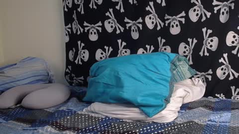 independent Model online show from 02/11/25, 02:25