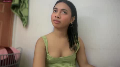 N I C A online show from 04/21/26, 03:17