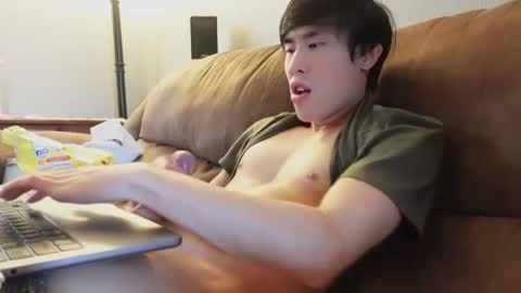 hottiewithabody101 online show from 09/16/25, 10:27