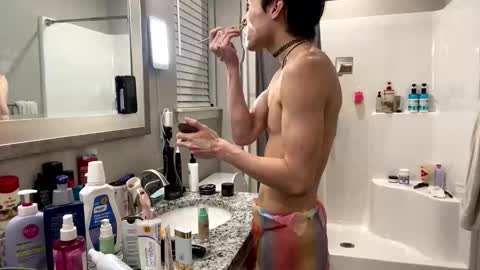 hottiewithabody101 online show from 05/22/26, 01:17