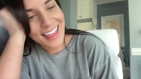 --- Dana May online show from 01/12/25, 08:47