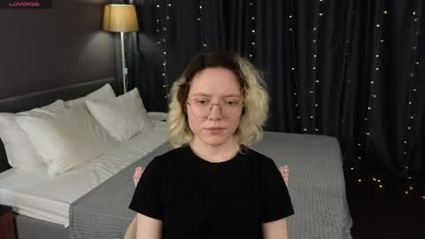 Kori online show from 04/11/26, 07:45