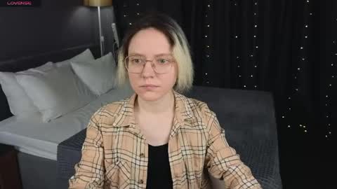 Kori online show from 04/12/26, 05:34