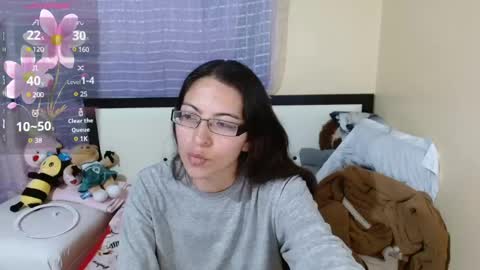 Snapshot of hottpeach chatting on 03/01/25, 04:04 hottpeach online show from 03/01/25, 04:04