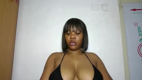 hotty_lora889 online show from 02/10/26, 10:08