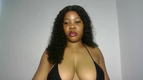 hotty_lora889 online show from 02/28/26, 10:49