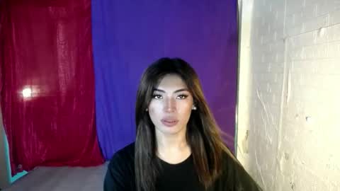 zeah online show from 10/08/25, 10:13