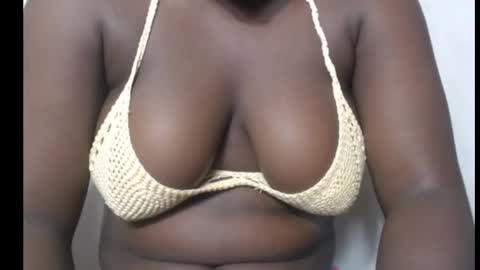 Snapshot of hottylissa1 chatting on 09/14/25, 07:35 hottylissa1 online show from 09/14/25, 07:35