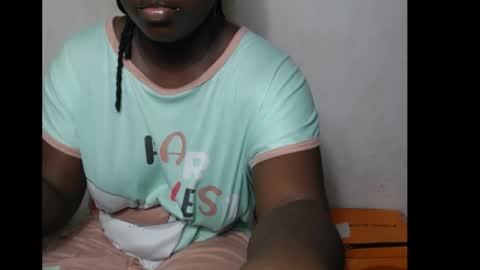 Snapshot of hottylissa1 chatting on 11/05/25, 07:47 hottylissa1 online show from 11/05/25, 07:47