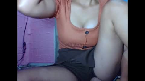hotwild4u04 online show from 12/14/24, 11:45