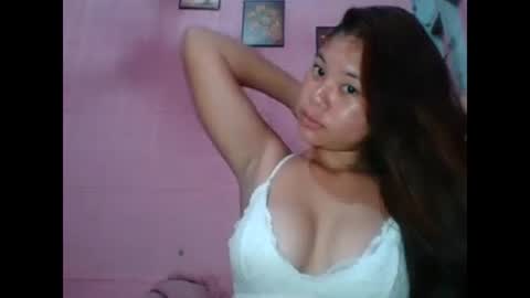 hotwild4u04 online show from 05/27/26, 02:41