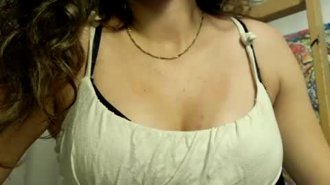 Snapshot of hotwinterxx chatting on 07/03/26, 11:33 Hotwixx online show from 07/03/26, 11:33