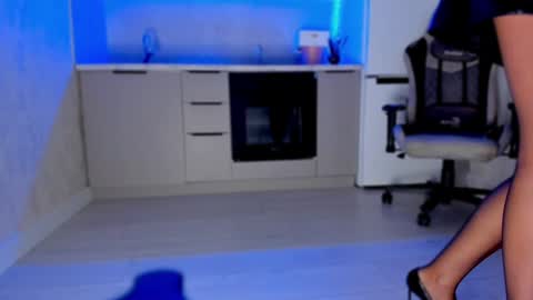 Susan online show from 01/27/25, 09:11