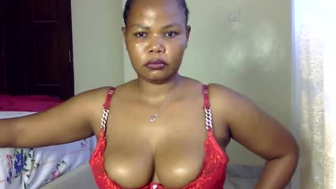 Snapshot of hotysquiter433224 chatting on 11/18/25, 09:25 hotysquiter433224 online show from 11/18/25, 09:25