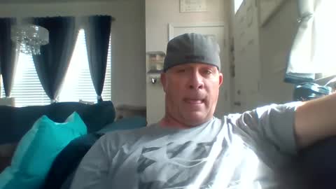 hotyummycock69 online show from 09/17/25, 07:37