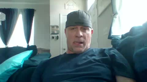 hotyummycock69 online show from 09/27/25, 02:33