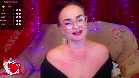 Hotzlata online show from 02/07/25, 10:41