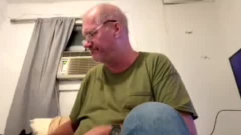 houseflipper online show from 07/20/26, 02:15