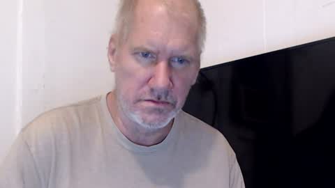 houseflipper online show from 07/29/26, 03:37