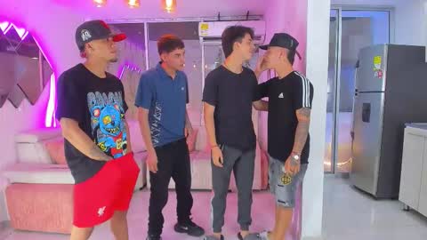 Snapshot of houseofwarrios chatting on 11/09/25, 05:17 we are Harry Jersi pablo and our mod talco online show from 11/09/25, 05:17