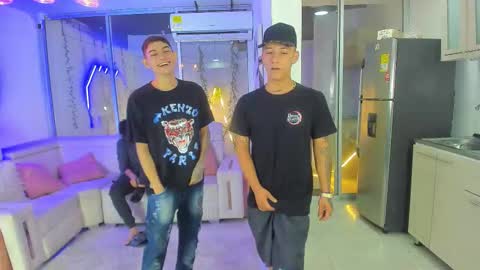 Snapshot of houseofwarrios chatting on 12/18/25, 05:35 we are Harry Jersi pablo and our mod talco online show from 12/18/25, 05:35