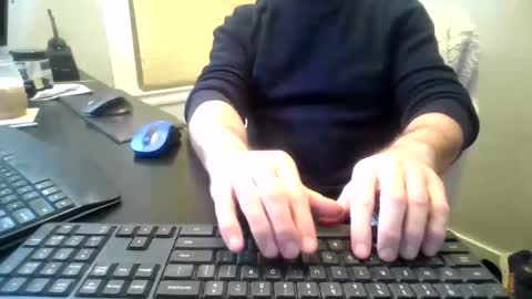 hoverday online show from 03/22/26, 03:32