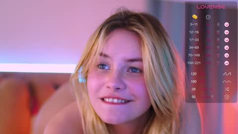 Snapshot of howimeturmum chatting on 01/31/25, 01:02 ash. see u on sunday online show from 01/31/25, 01:02